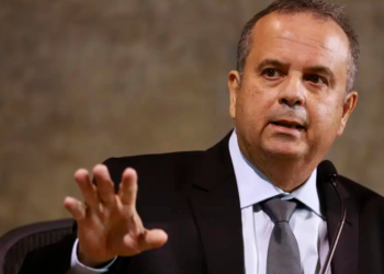 Rogério Marinho protocola PEC alternativa ao fim da escala 6×1 e amplia debate sobre jornada de trabalho